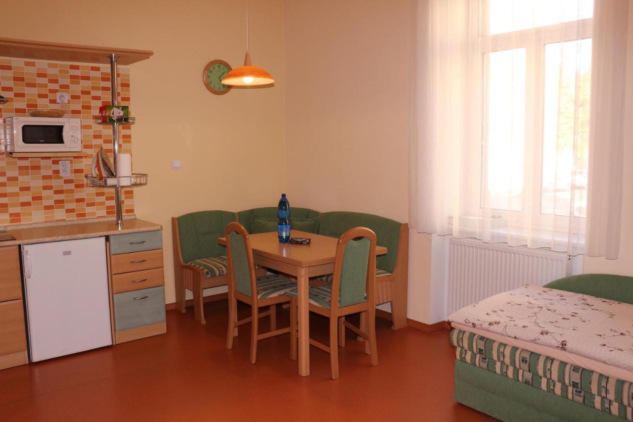 Homely Apartments Villa Christiana Mariánské Lázně Dış mekan fotoğraf