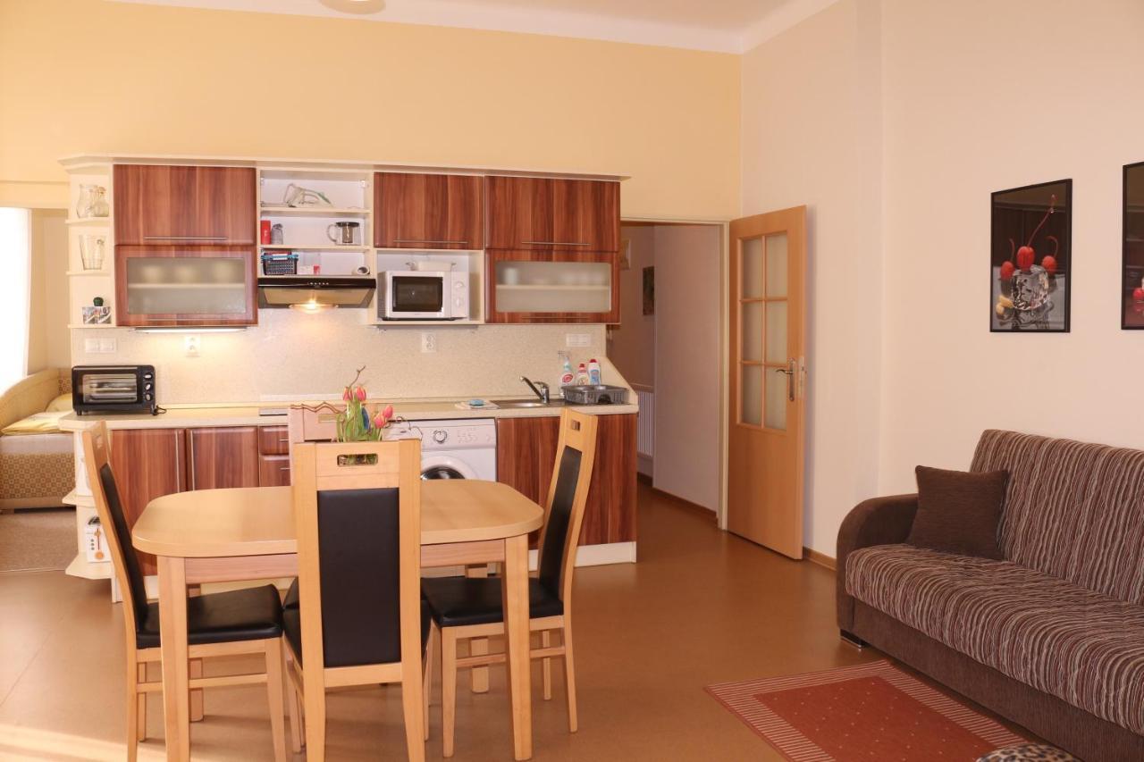 Homely Apartments Villa Christiana Mariánské Lázně Dış mekan fotoğraf