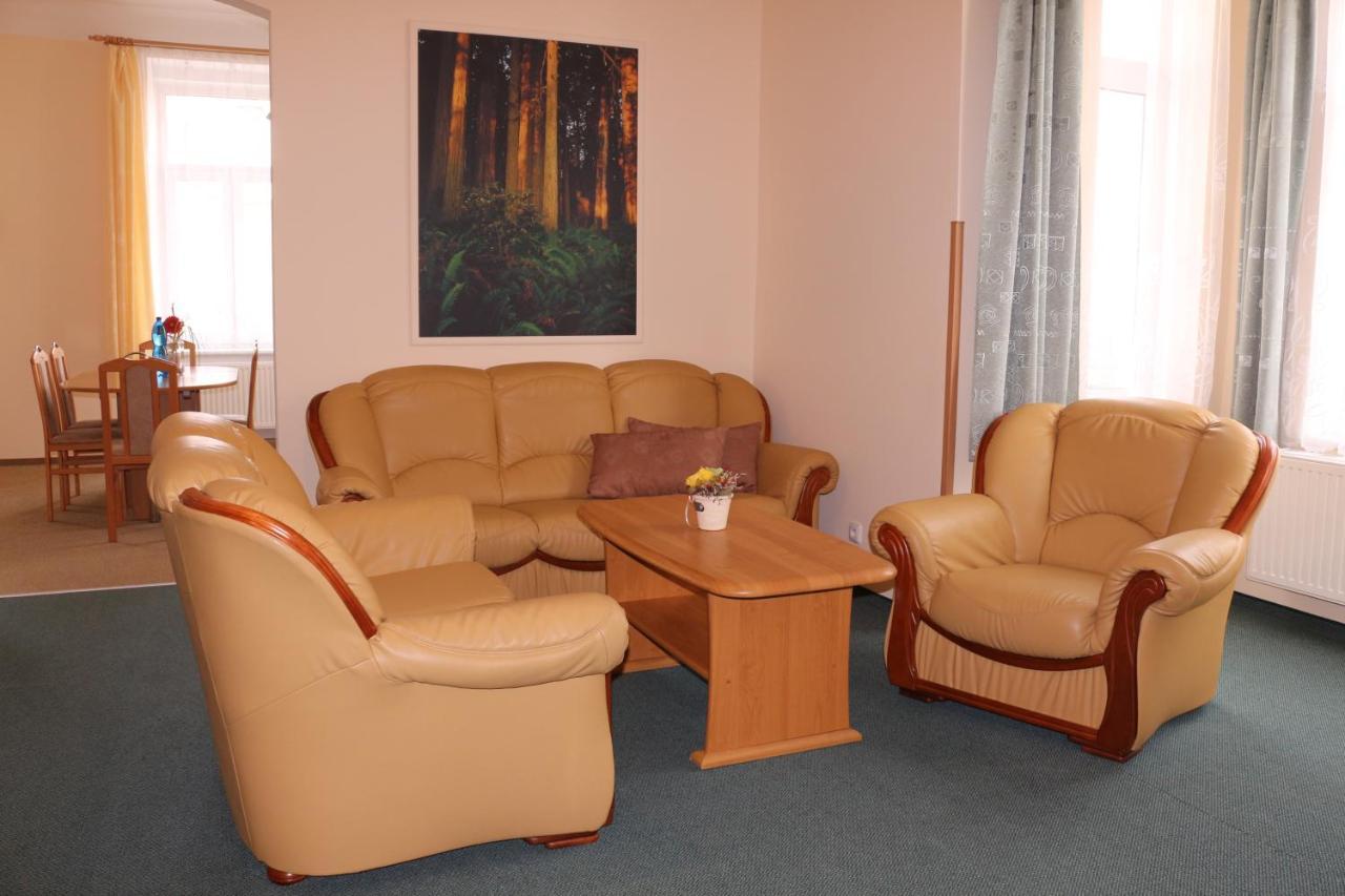 Homely Apartments Villa Christiana Mariánské Lázně Dış mekan fotoğraf