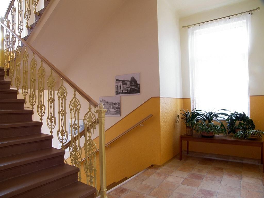 Homely Apartments Villa Christiana Mariánské Lázně Oda fotoğraf