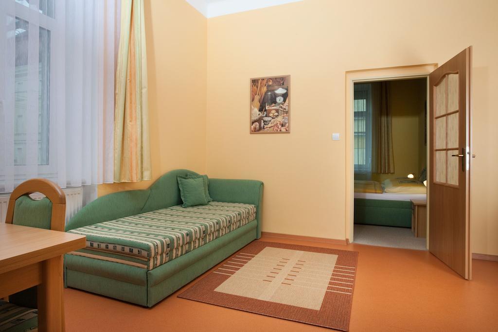 Homely Apartments Villa Christiana Mariánské Lázně Oda fotoğraf